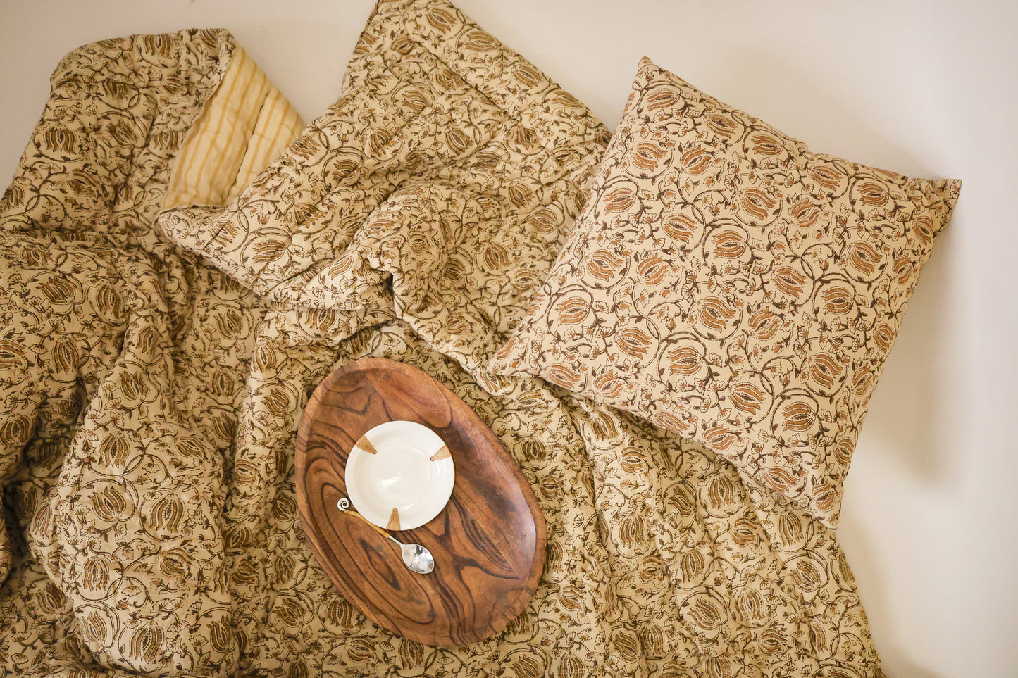 Honey Bloom Reversible Cotton Quilt