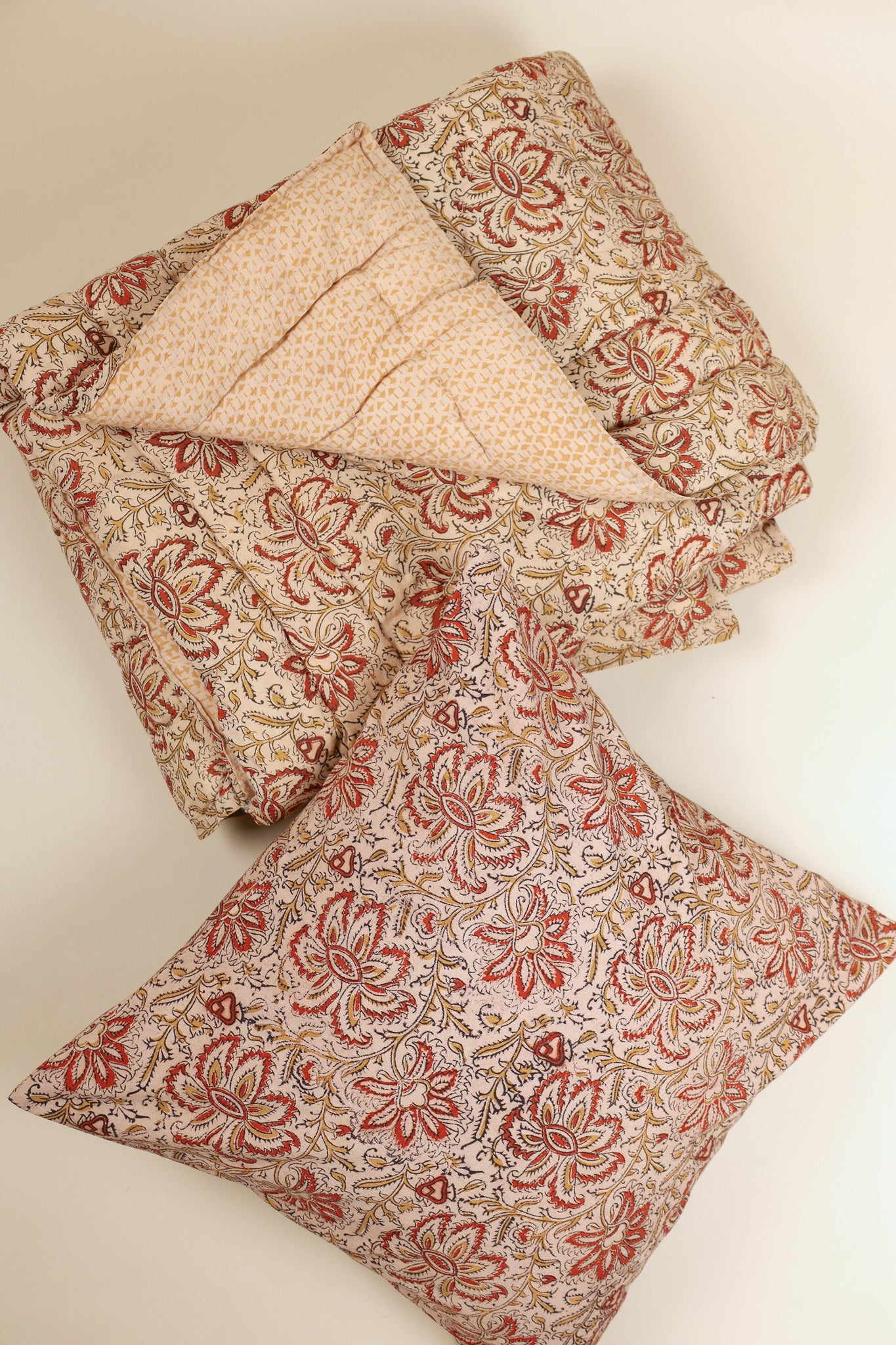 Amber Bloom Kalamkari Cotton Quilt