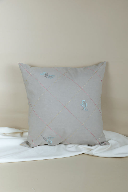 Coussin brodé de sauge feuillue 