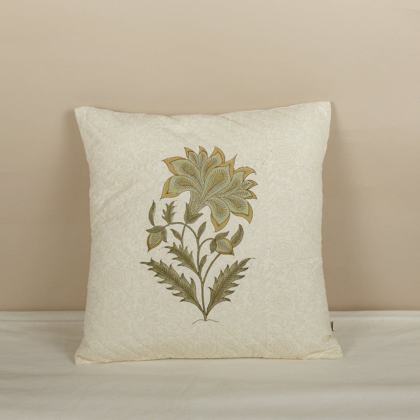 Coussin imprimé bloc main Green Oasis